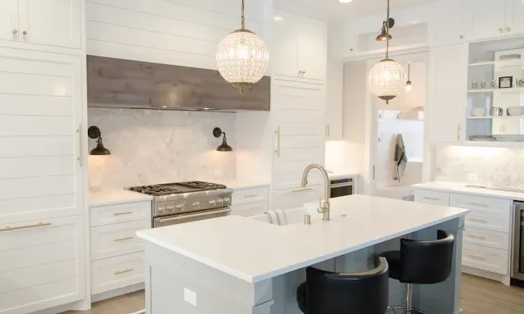 Фрезерованные фасады за пределами кухни: креативное применение