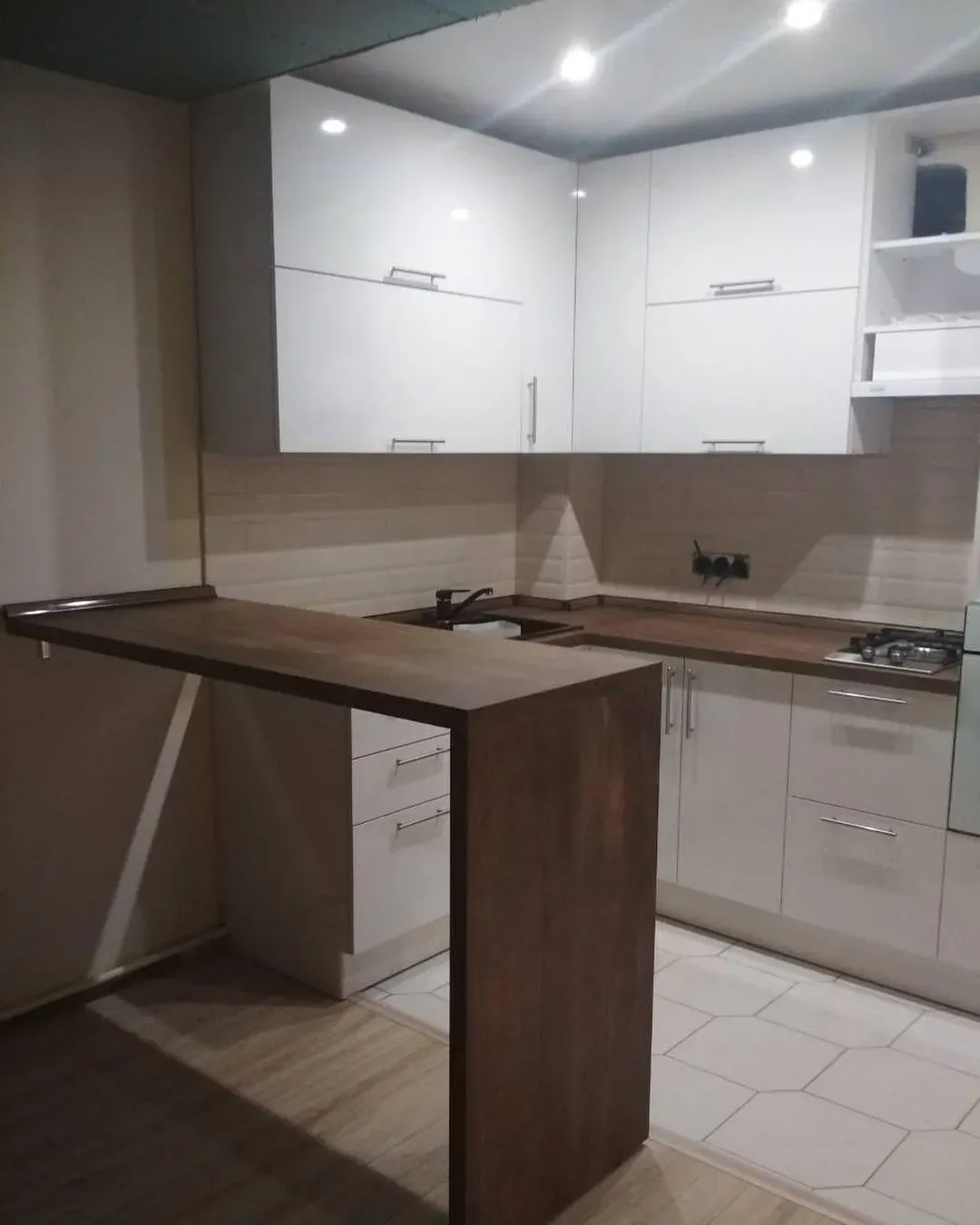 Кухня в квартире-студии