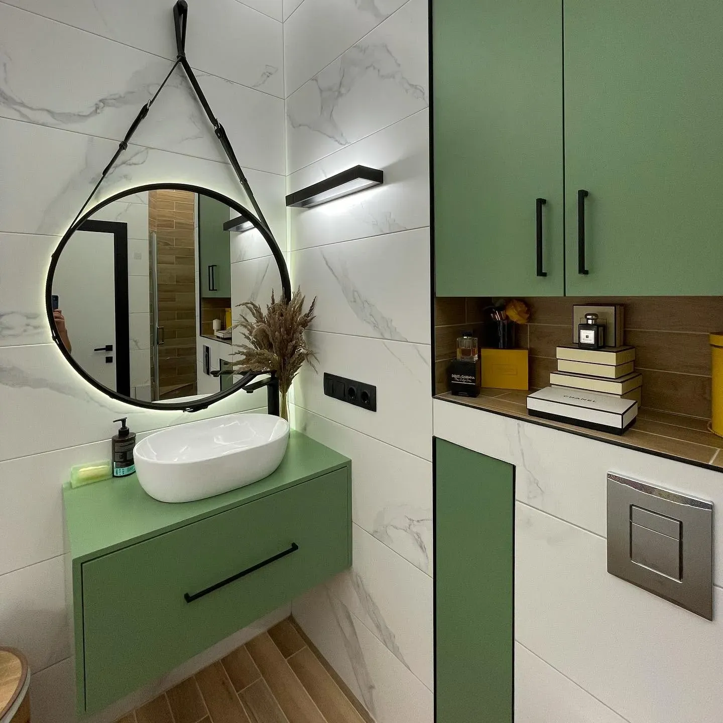 А мебель в ванную вы делаете? — Делаем! Но есть одно но…