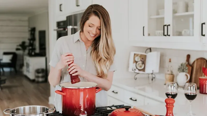 Маленькие кухни: 10 идей для максимизации пространства